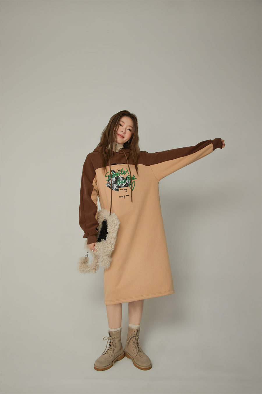 CHUU Front Slit Hooded Dress