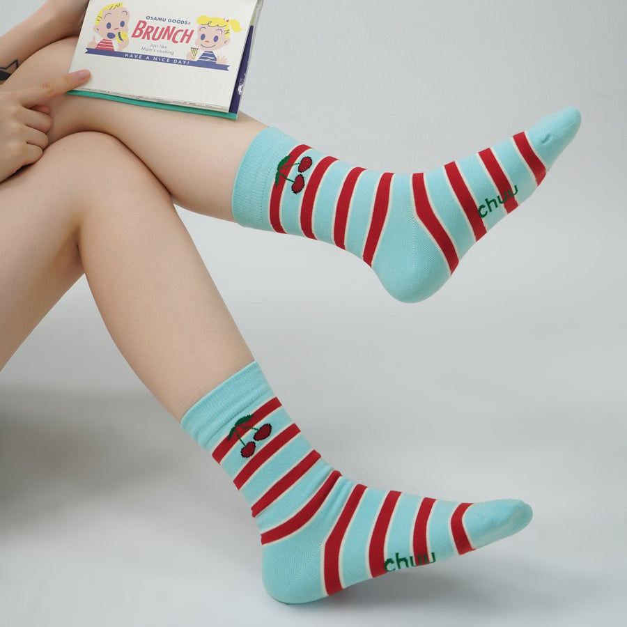 CHUU Cherry On Stripes Ankle Socks