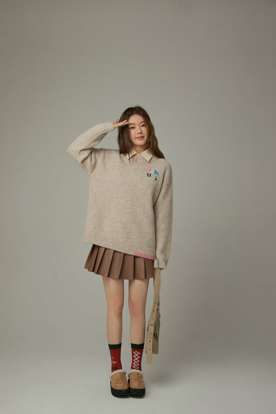 CHUU Logo Basic Loose Fit Knit Sweater