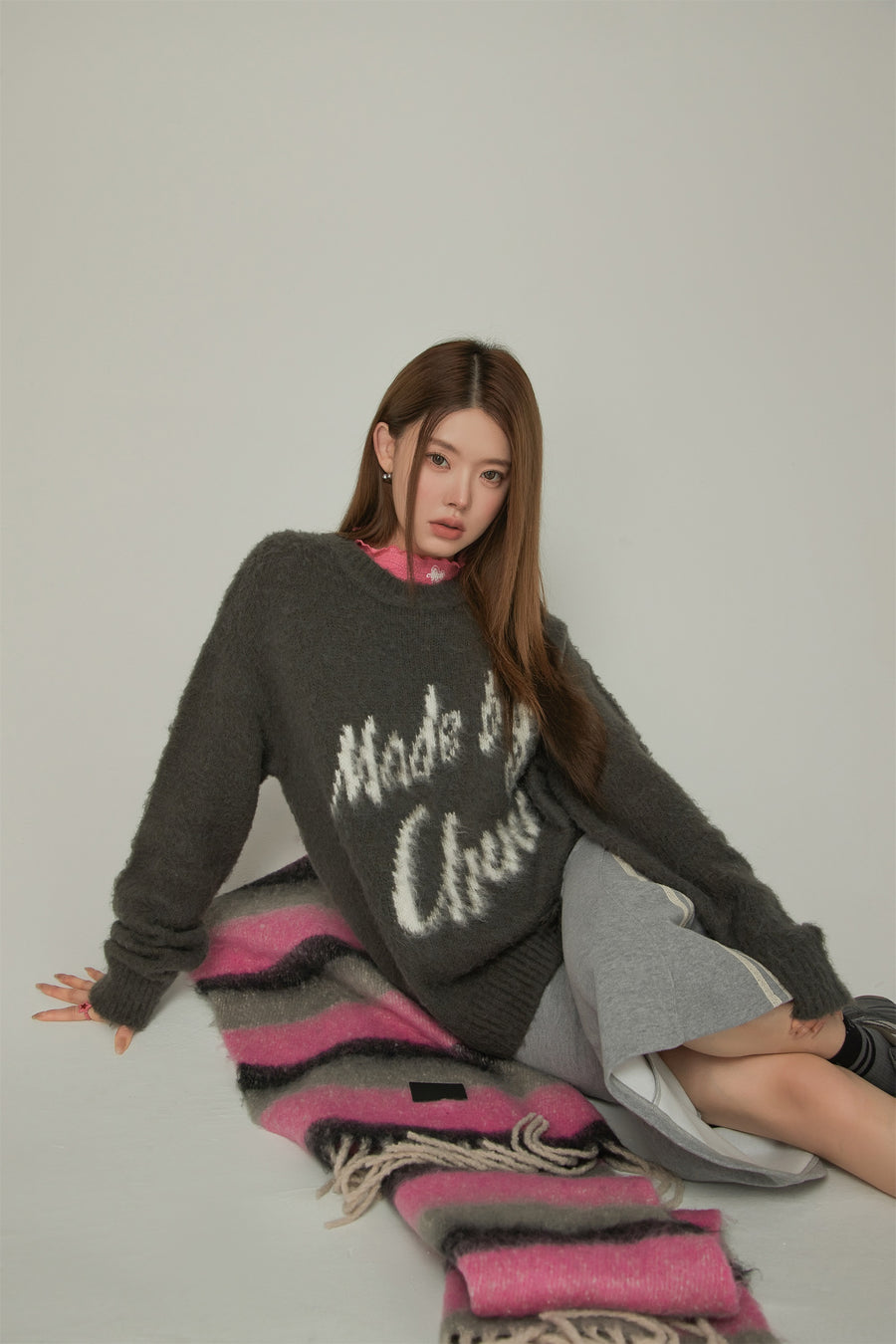 CHUU Logo Distressed Lettering Loose Fit Knit Sweater