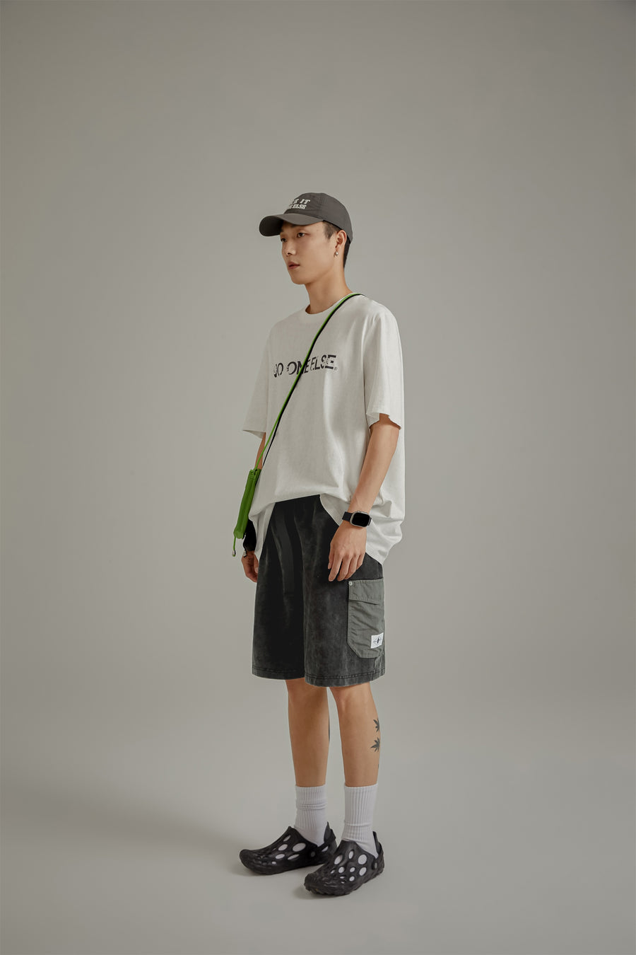 CHUU Pocket Wide Casual Shorts