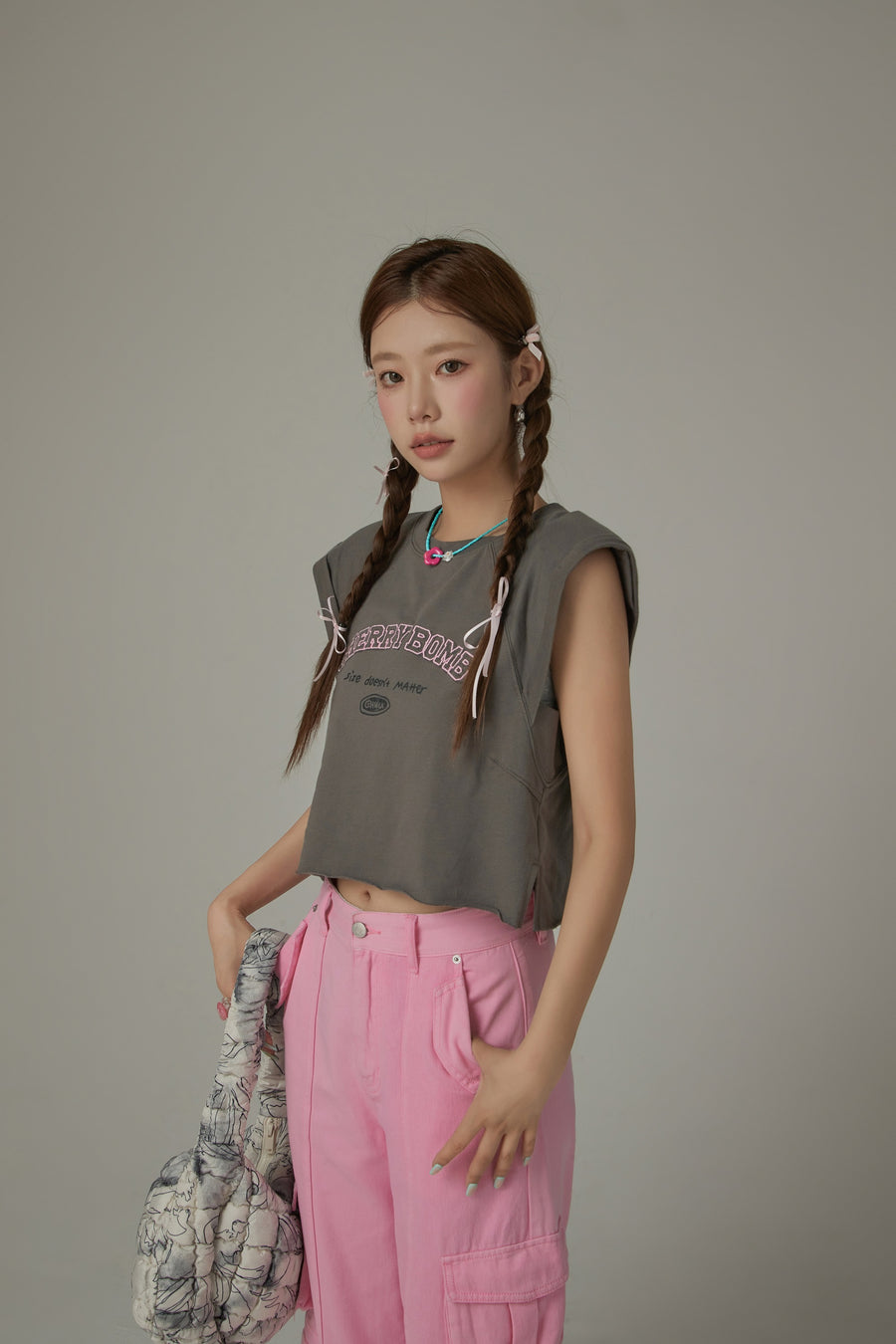 CHUU Cherry Bomb Embroidered Cropped Boxy T-Shirt