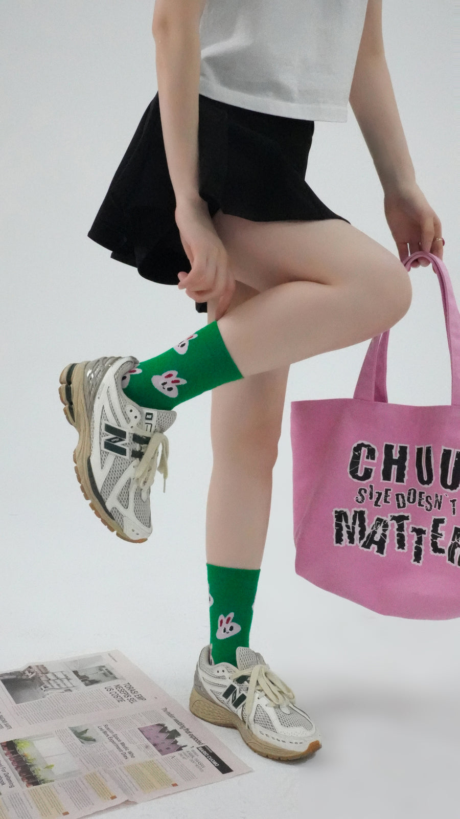 CHUU Colored Rabbit Printed High Socks