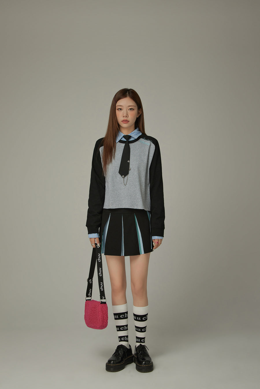 CHUU Color Combination Lettering High Socks