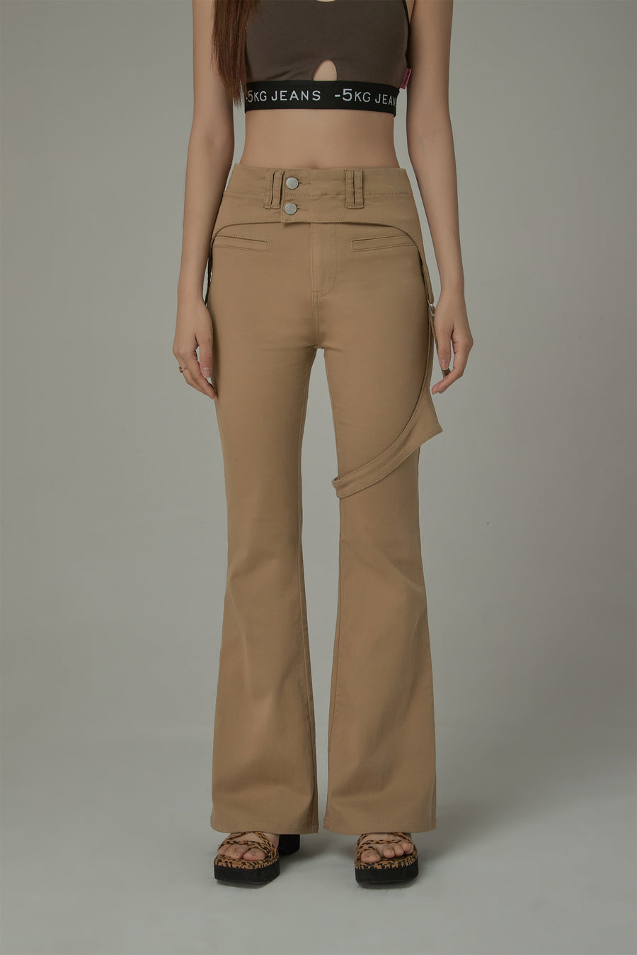 CHUU Double Button High Waisted Flared Semi-Bootcut Pants