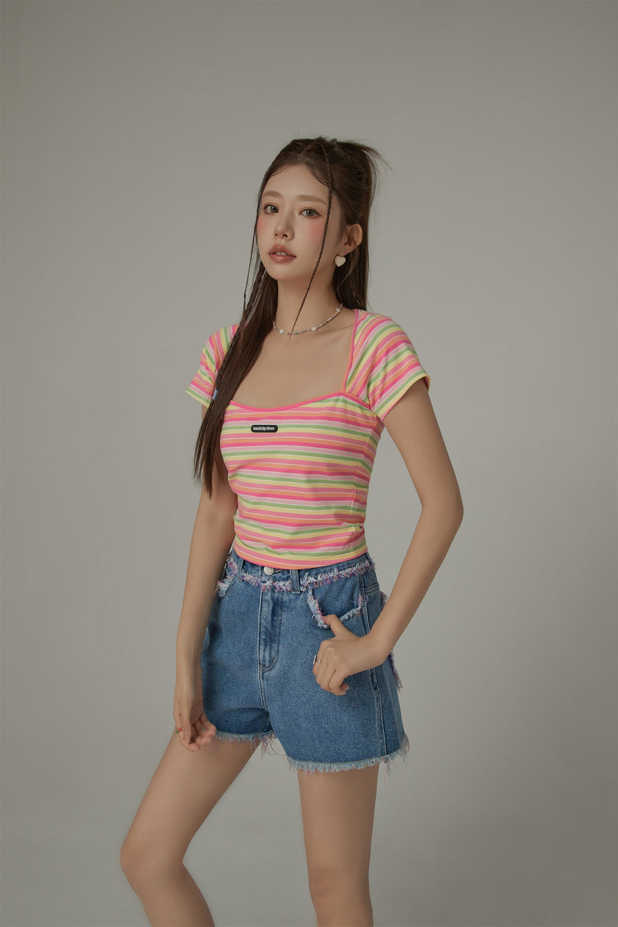 CHUU Rainbow Stripe Square Neck T-Shirt