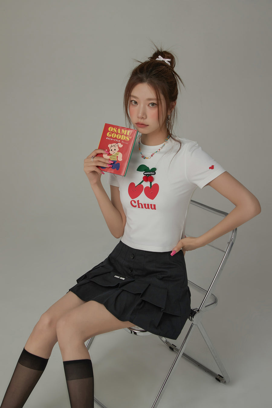 CHUU Logo Heart Cherry Printed Slit Short Sleeve T-Shirt