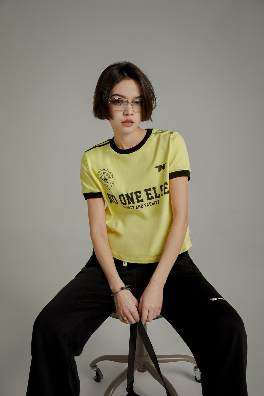 CHUU Noe Lettering Sporty Colorblocked Short Sleeve T-Shirt