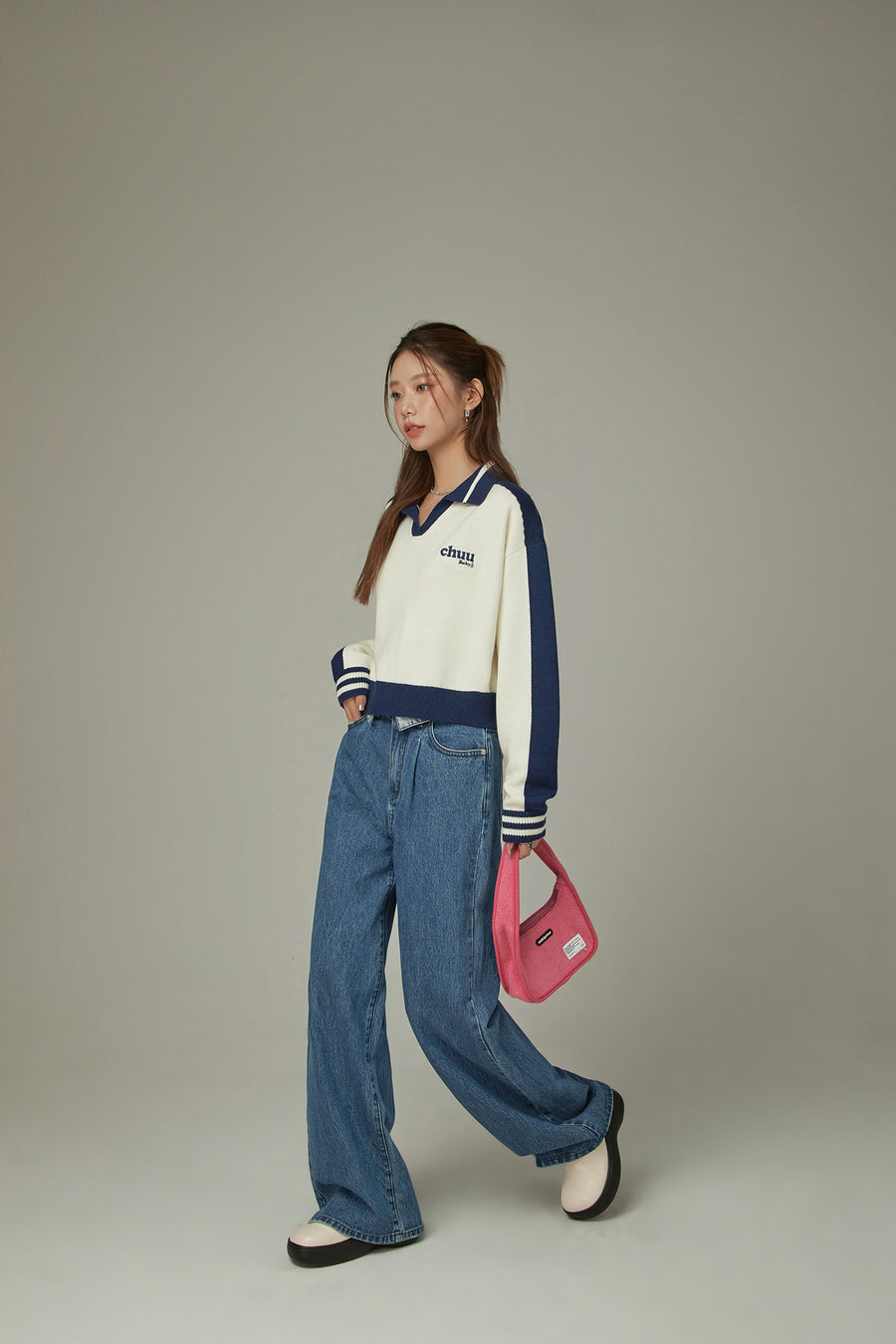 CHUU Logo Folded Waist Straight Denim Jeans