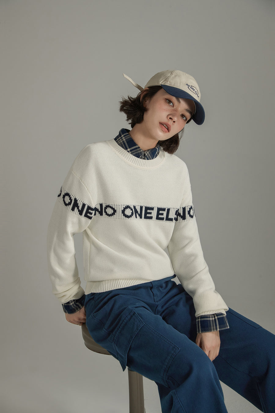 CHUU Logo Lettering Basic Knit Sweater