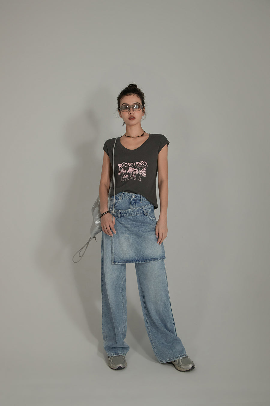 CHUU Layered False Skirt Wide Denim Jeans