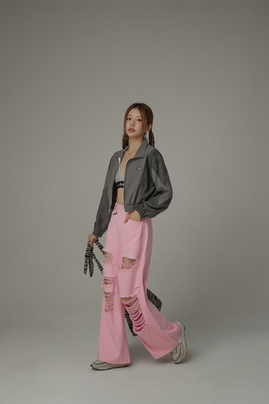 CHUU Distressed Wide Color Loosefit Denim Pants