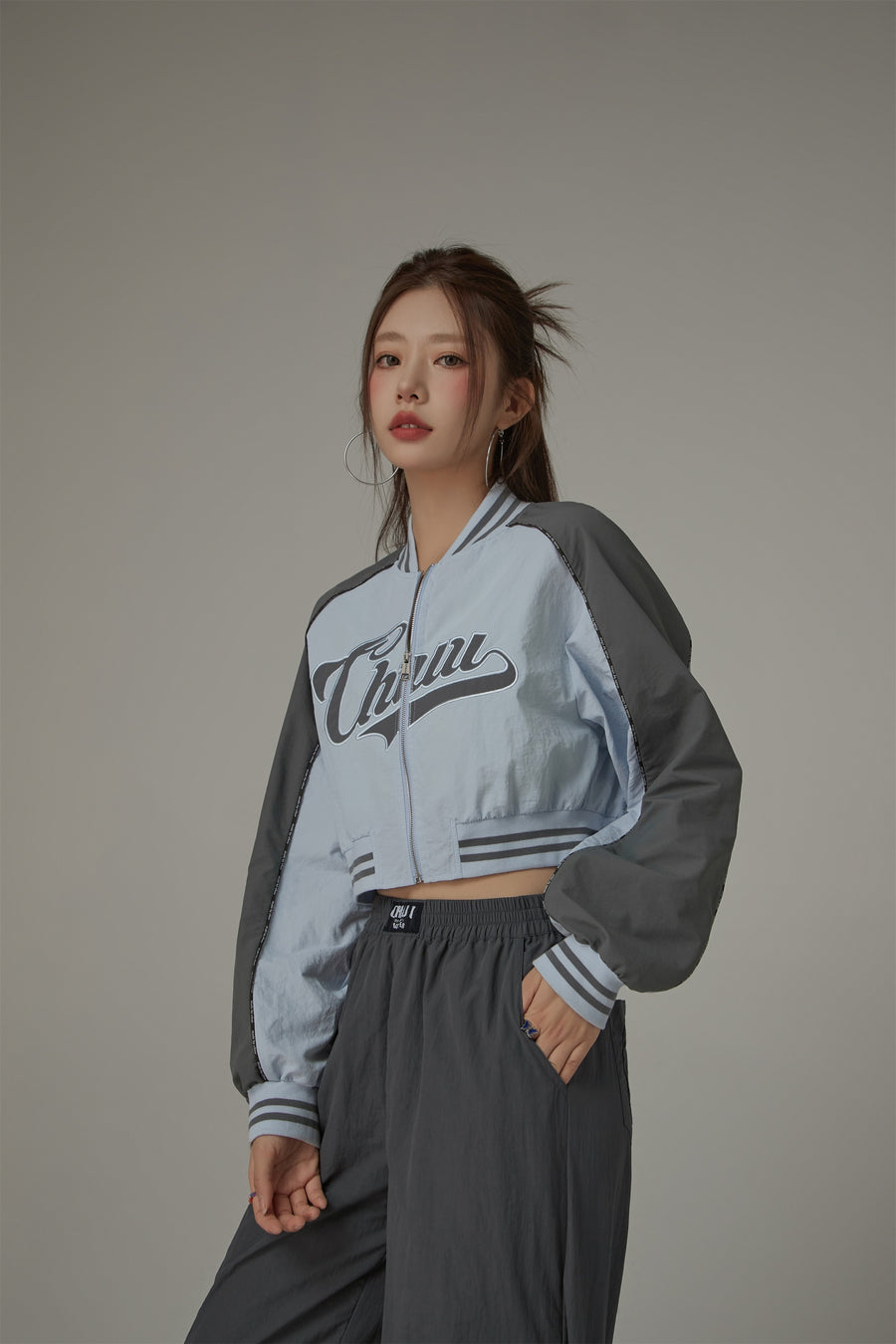 CHUU Logo Colored Zip-Up Varsity Jacket