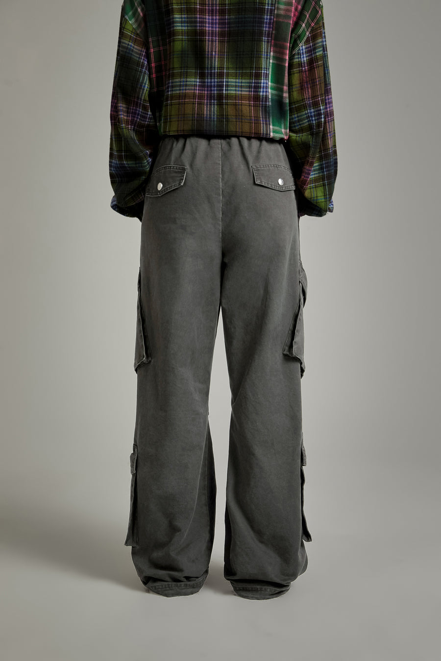 CHUU Multi-Pocket Cargo Pants