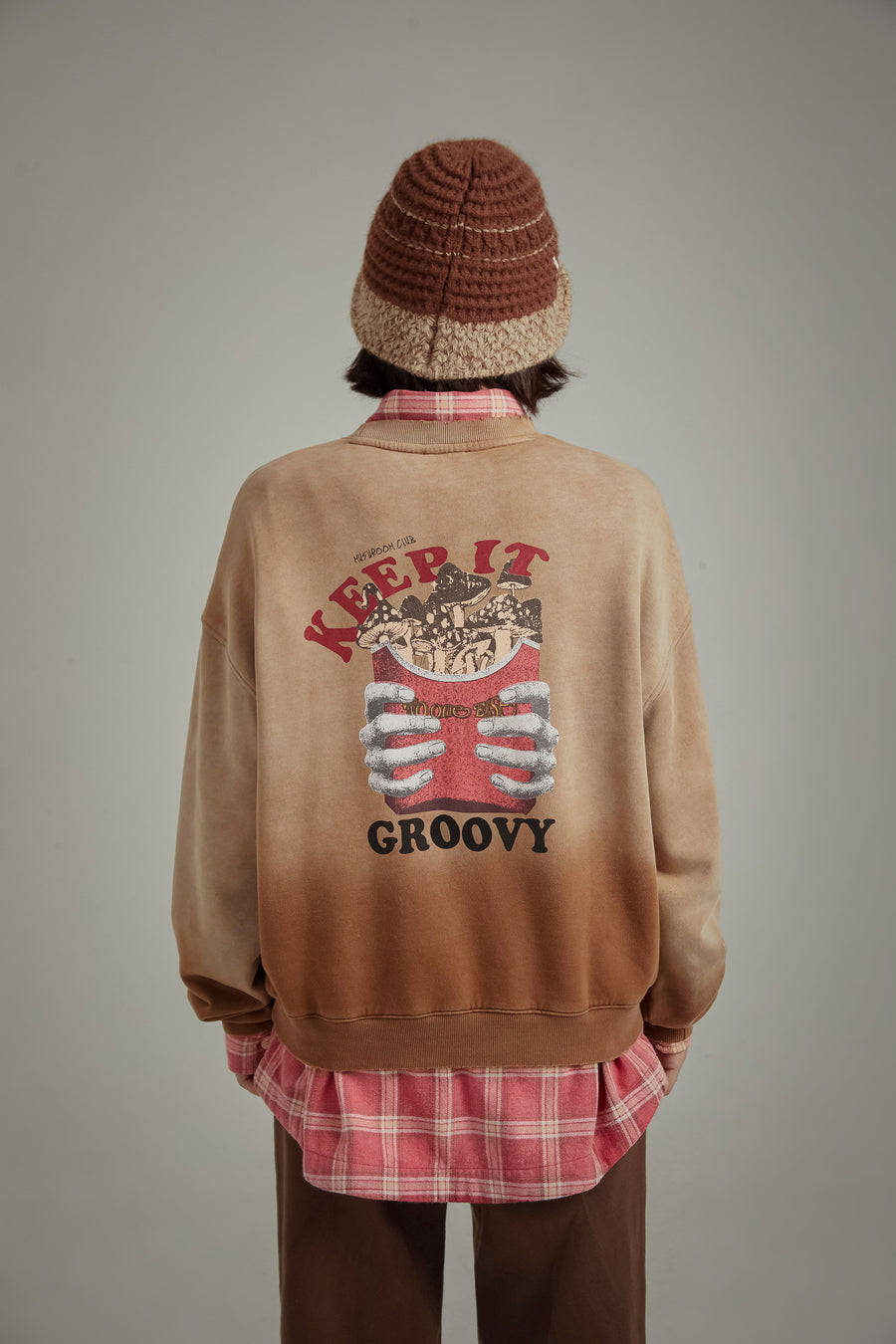 CHUU Groovy Printed Mushrooms Boxy Sweatshirt