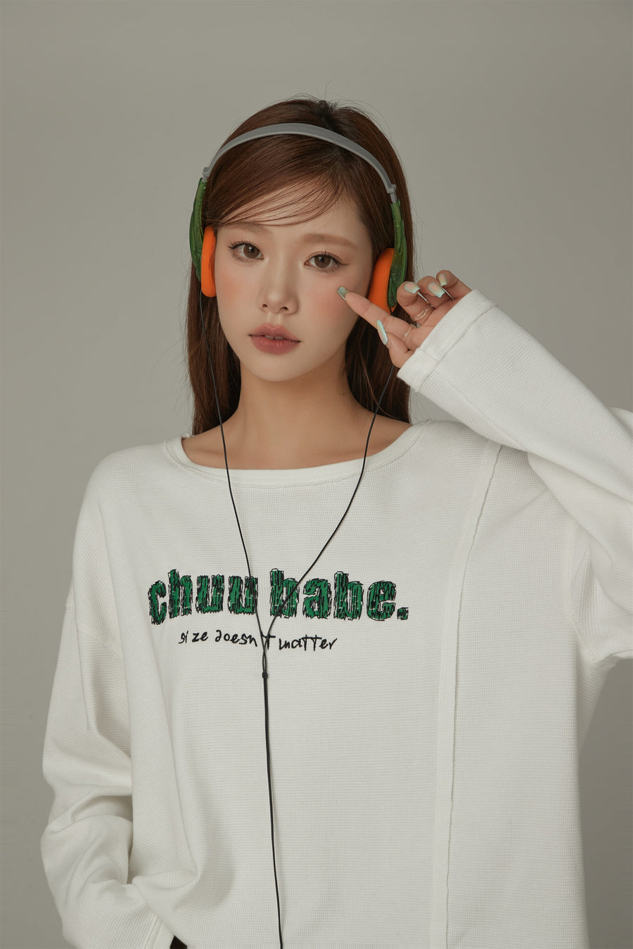 CHUU Embroidered Logo Boxy T-Shirt