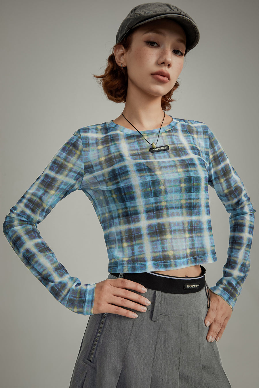 CHUU Color Check Slim Long Sleeve T-Shirt