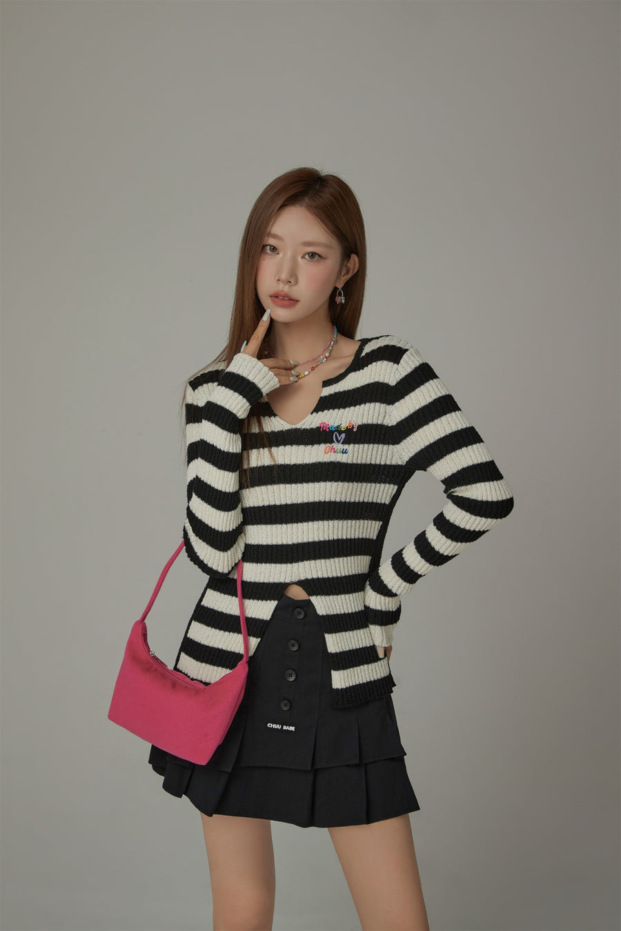 CHUU Slit Color Lettering Stripe Knit Sweater