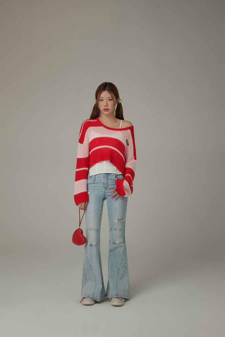 CHUU Color Combination Striped Cropped Knit Sweater