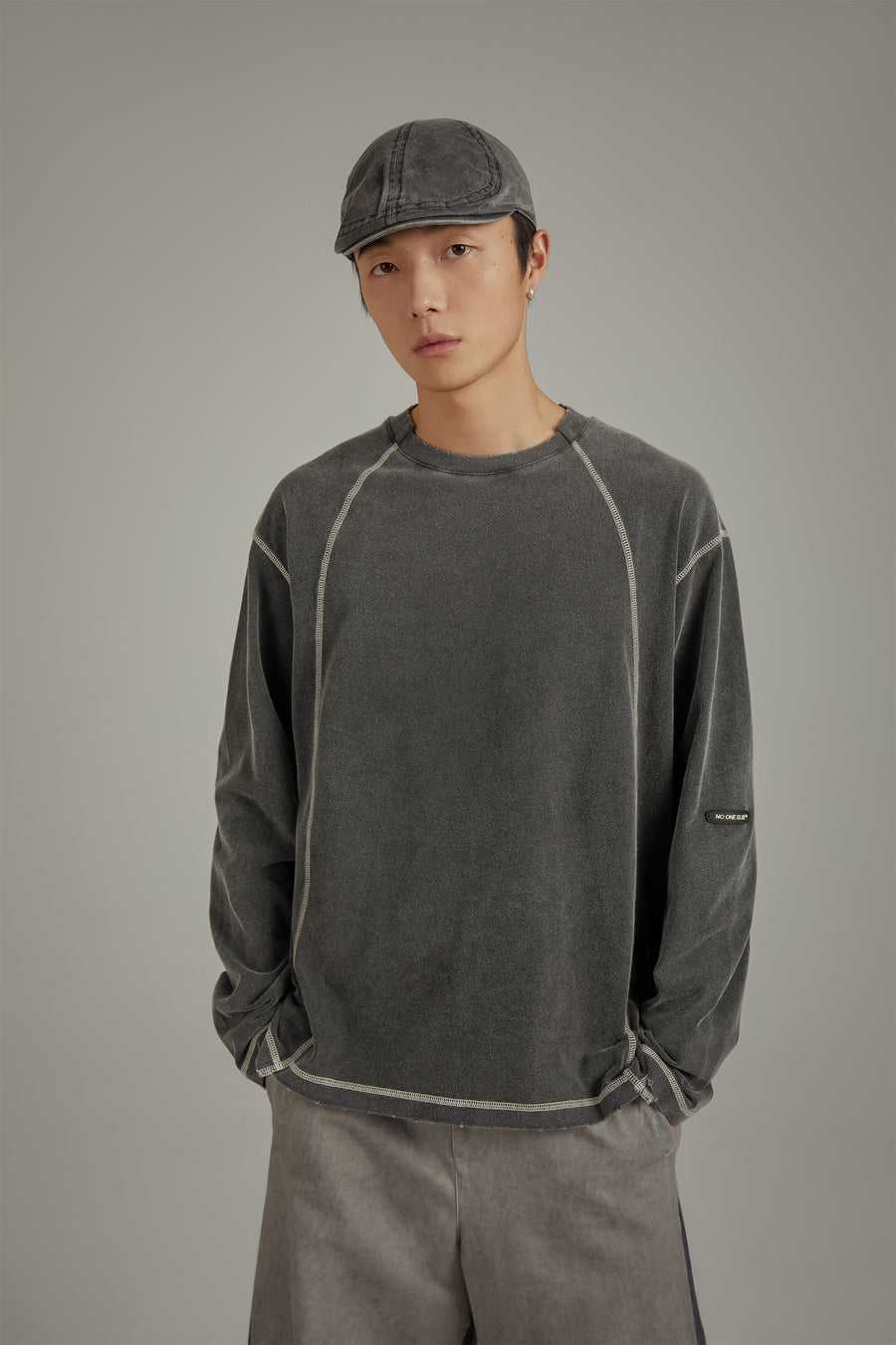 CHUU Logo Stitch Boxy T-Shirt