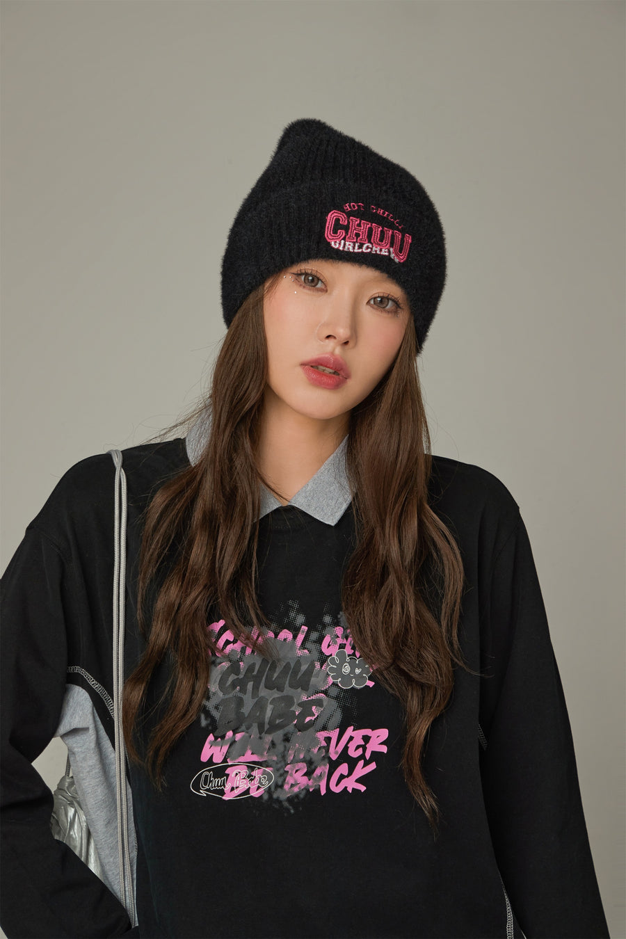 CHUU Colo Lettering Stitched Boxy T-Shirt