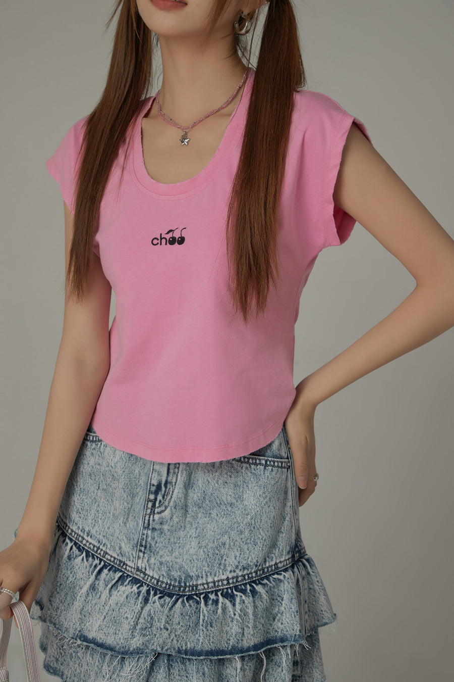 CHUU Cherry Embroidered U Neck Short Sleeve T-Shirt