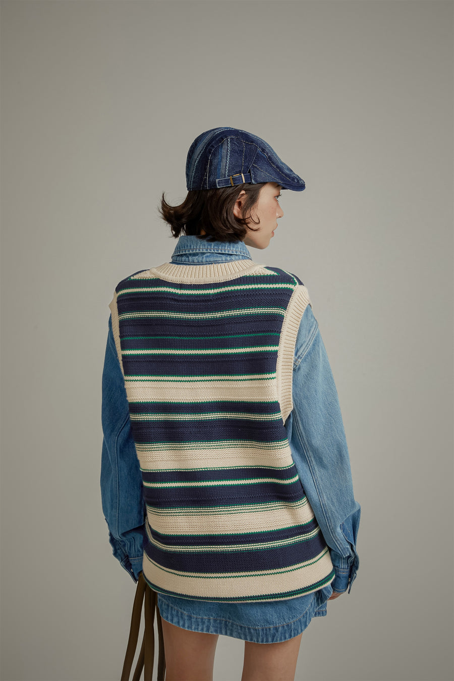 CHUU Striped Loose Fit Knit Vest