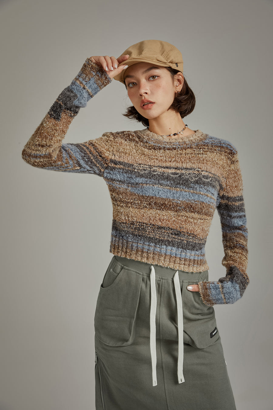 CHUU Striped Crop Knit Sweater