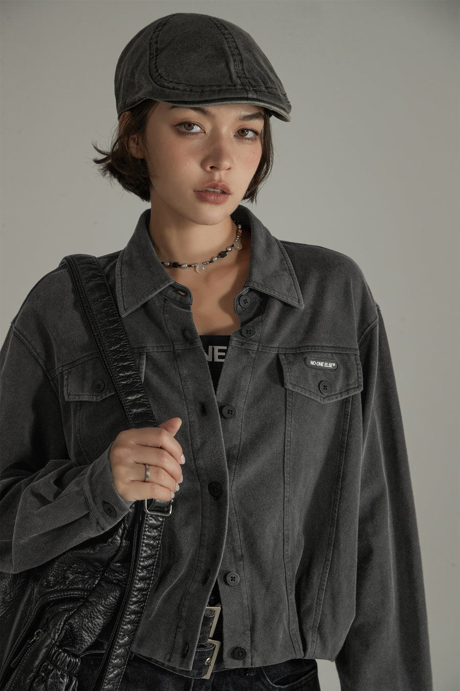 CHUU Charcoal Cropped Shacket