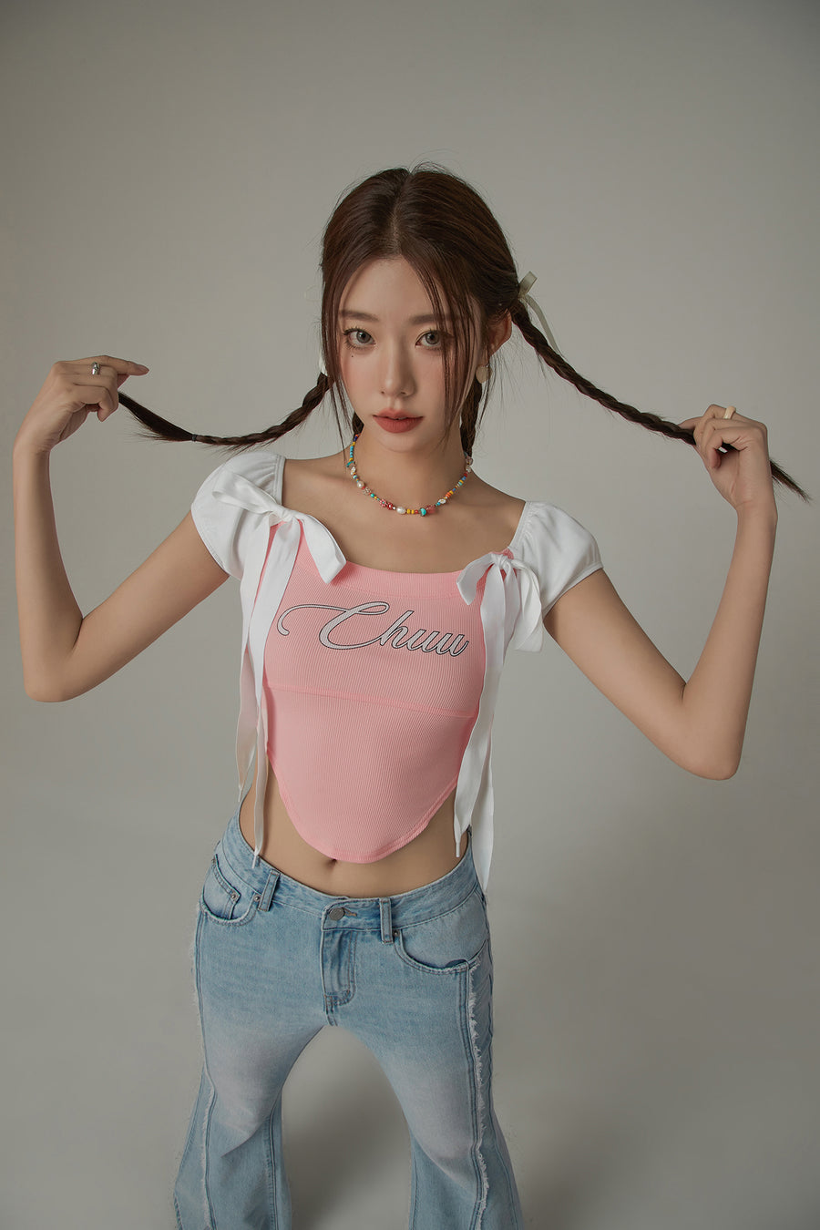 CHUU Unbalanced Chuu Lettering Ribbon Short Sleeve Top