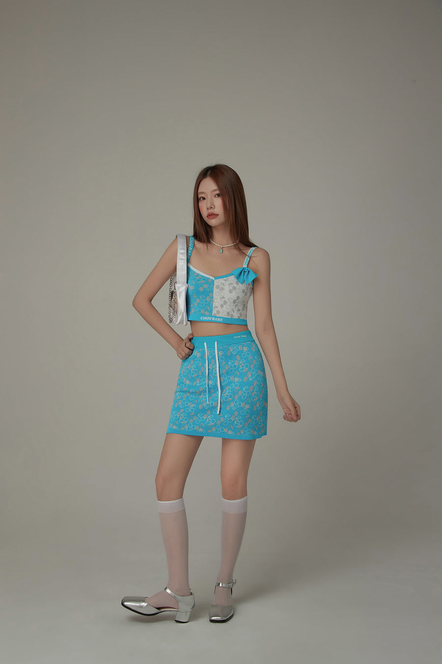 CHUU Chuu Babe Cherry Pattern Two Toned Sleeveless Crop Top