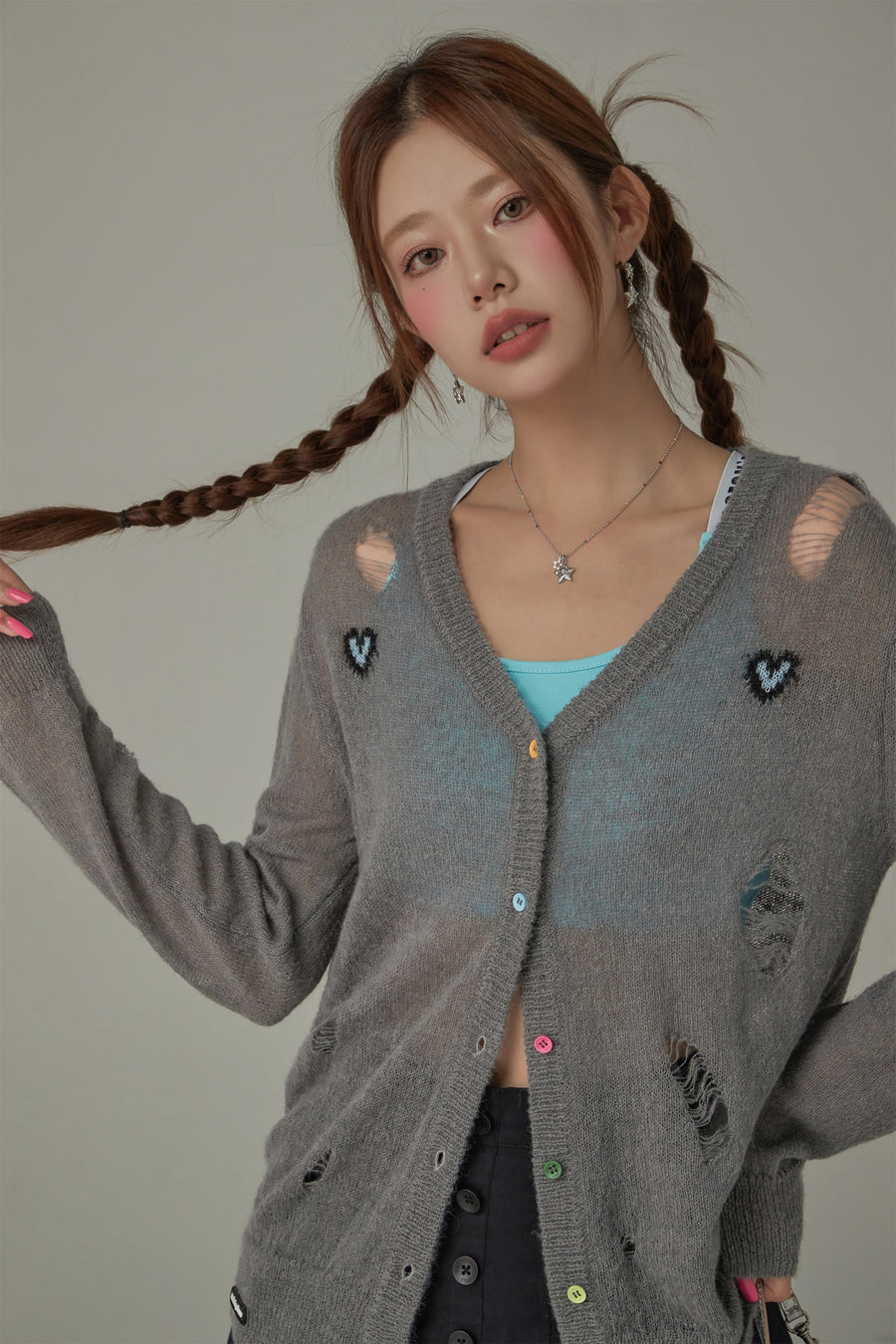 CHUU Distressed Heart Icon Rainbow Buttons Cardigan