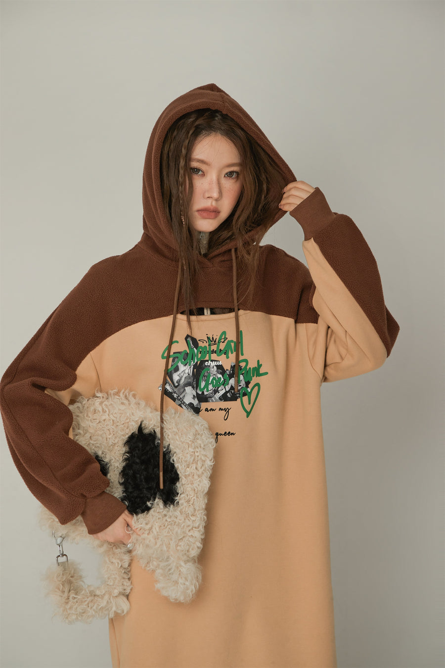 CHUU Front Slit Hooded Dress