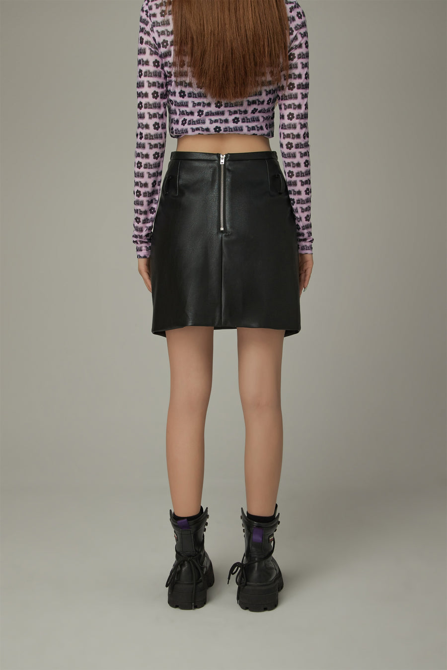 CHUU Simple Leather Mini Skirt