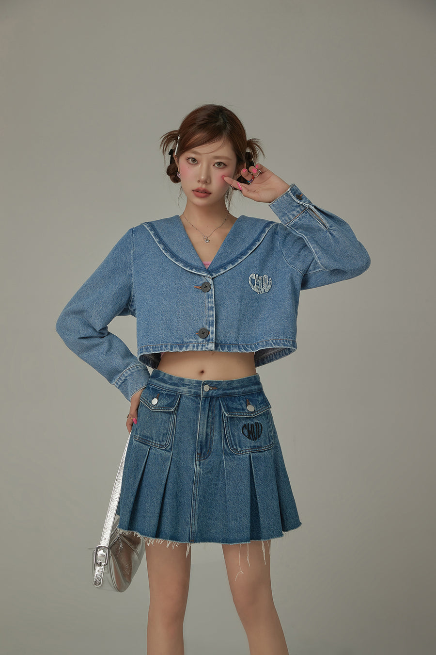 CHUU Embroidered Raw Edge Logo Sailor Denim Jacket