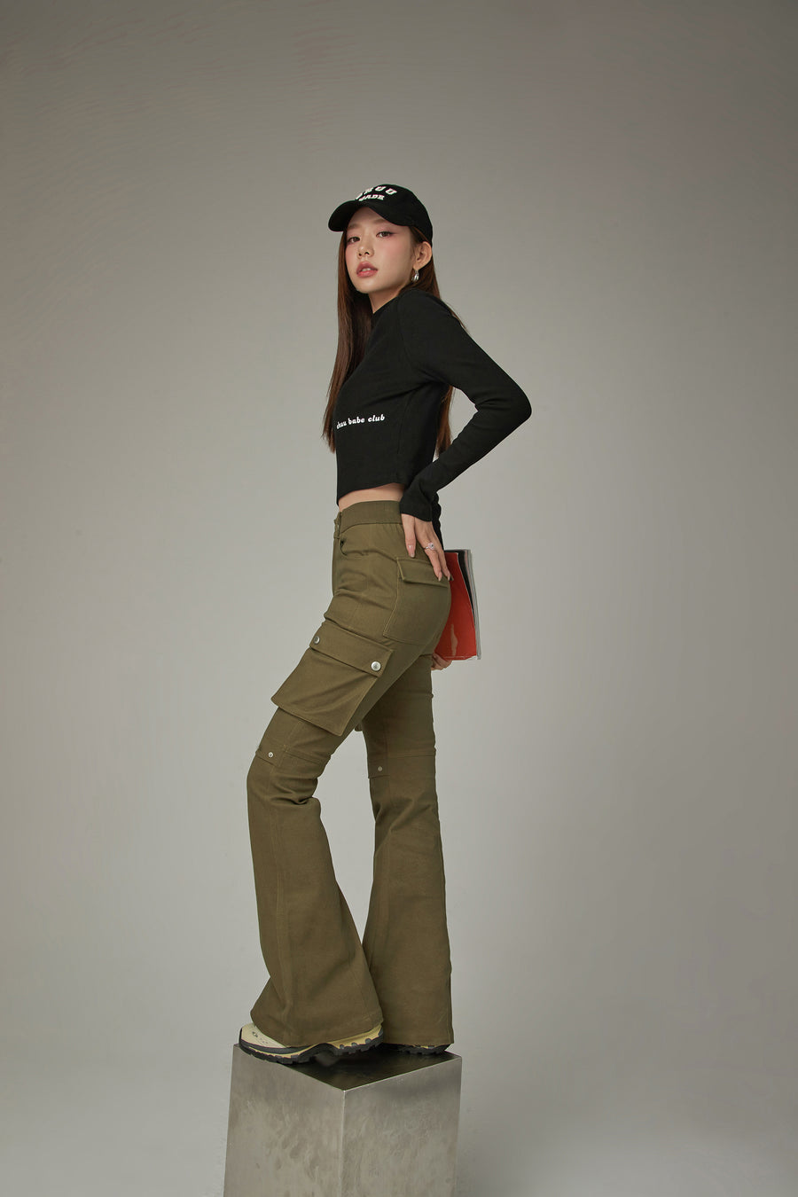 CHUU Pocket Bootcut Daily Pants