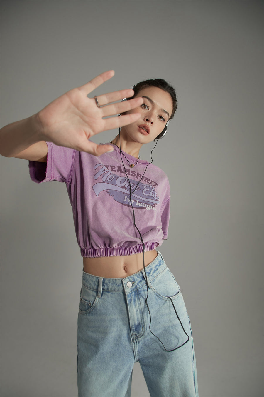 CHUU Team Spirit Printed Cropped Sporty Top