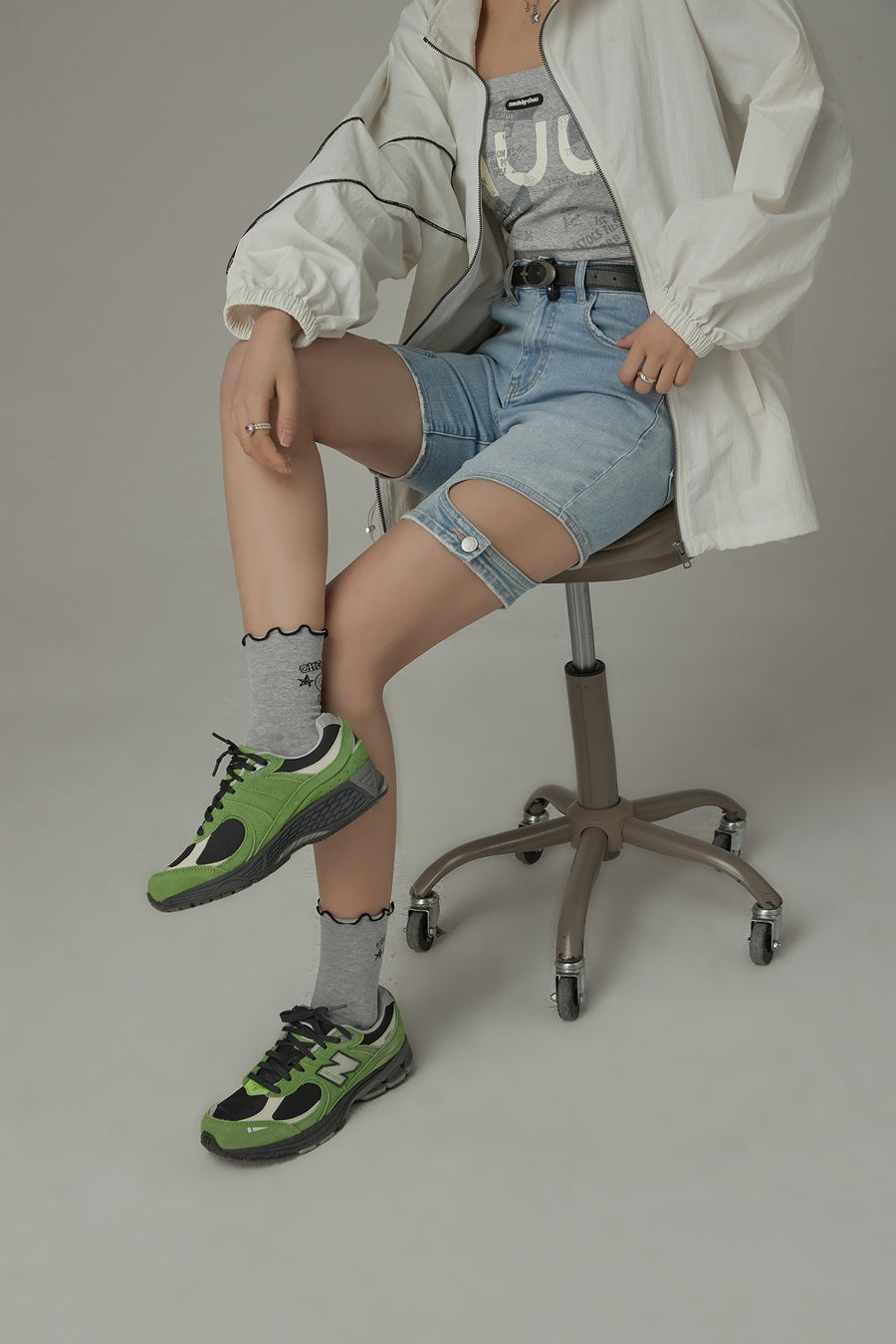 CHUU Chuu Cherry Bomb Ruffle Socks