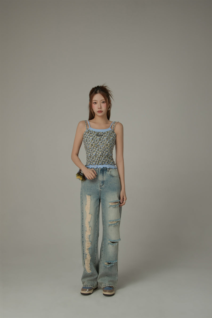 CHUU Cotton Distressed Denim Straight Leg Jeans