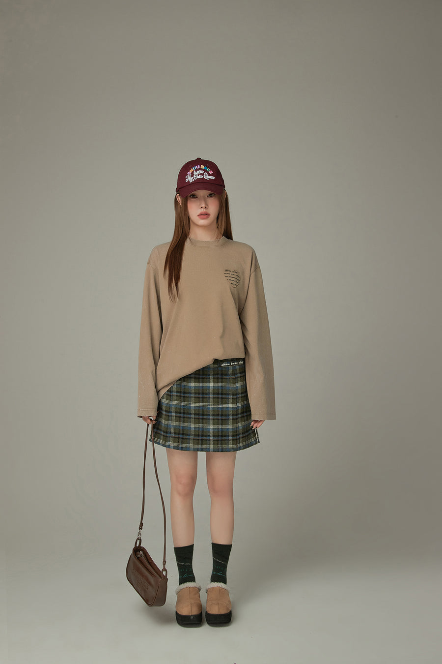 CHUU Logo Check Mini Skirt