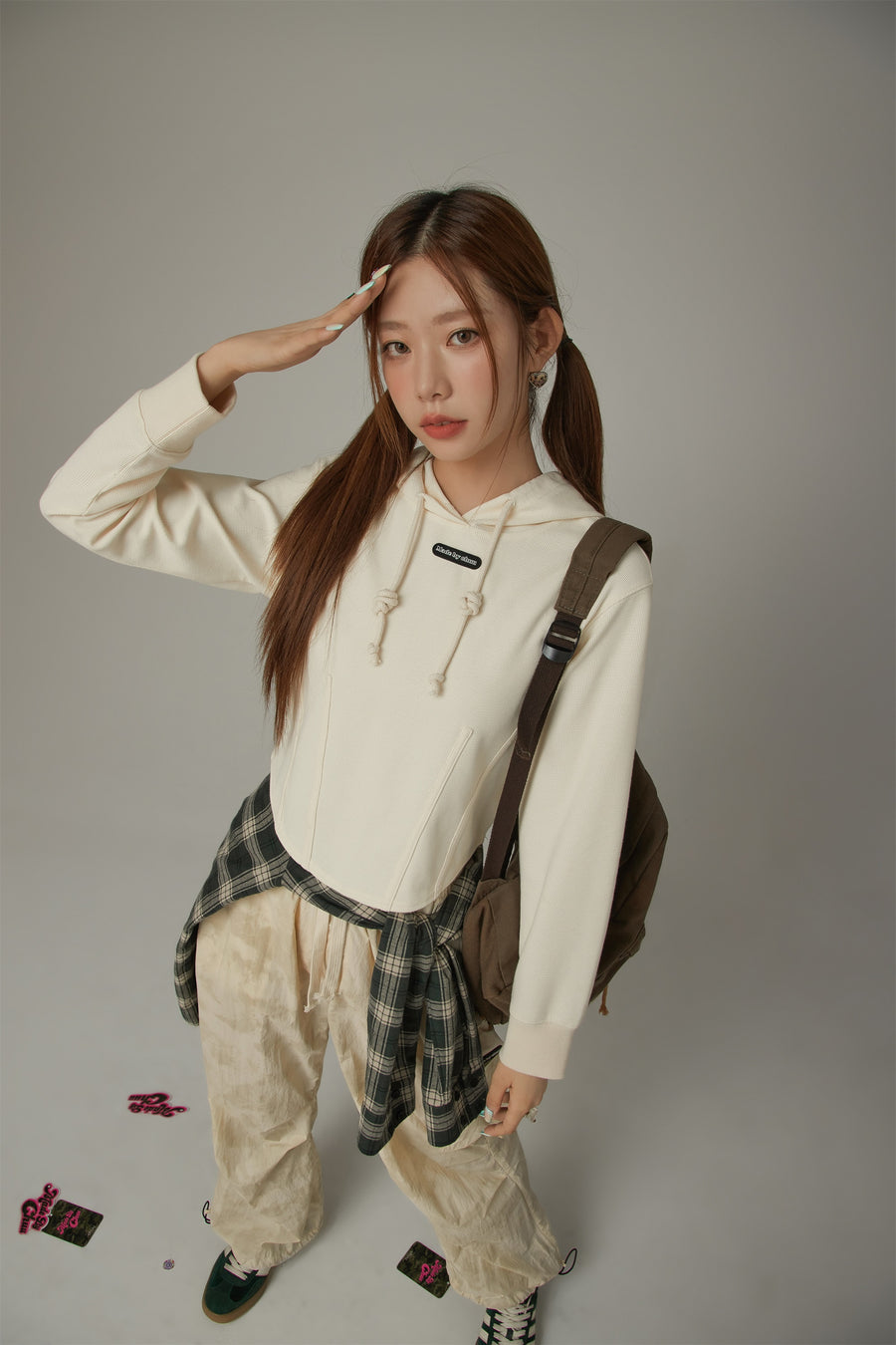 CHUU Basic Crop Drawstring Hoodie