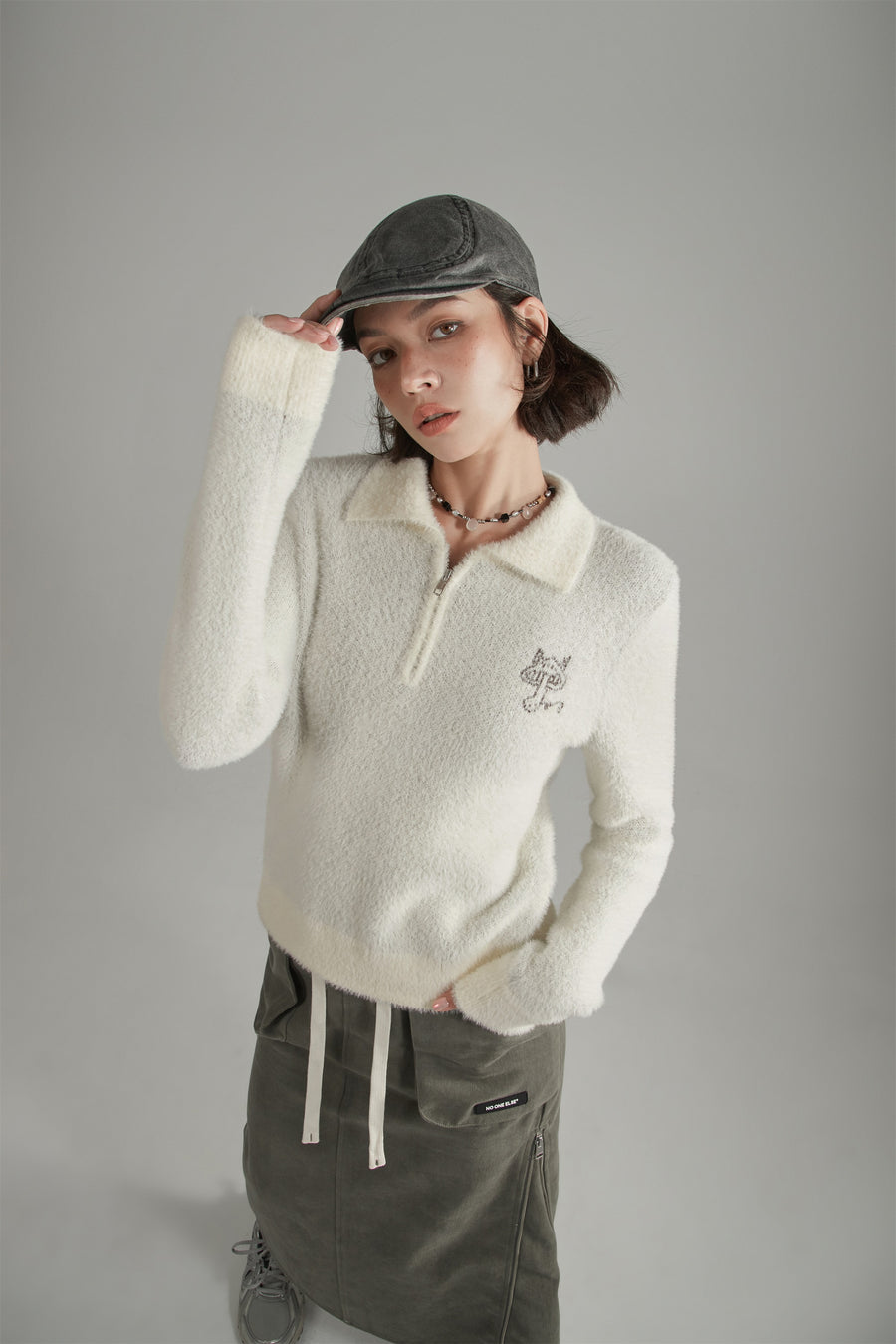 CHUU Mushroom Half Zip-Up Knit Sweater