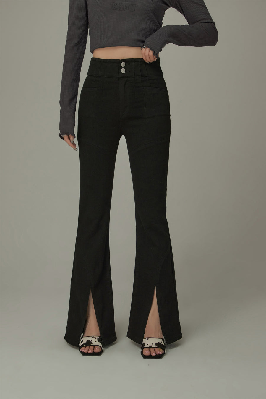 CHUU Front Ankle Slit Bootcut Pants