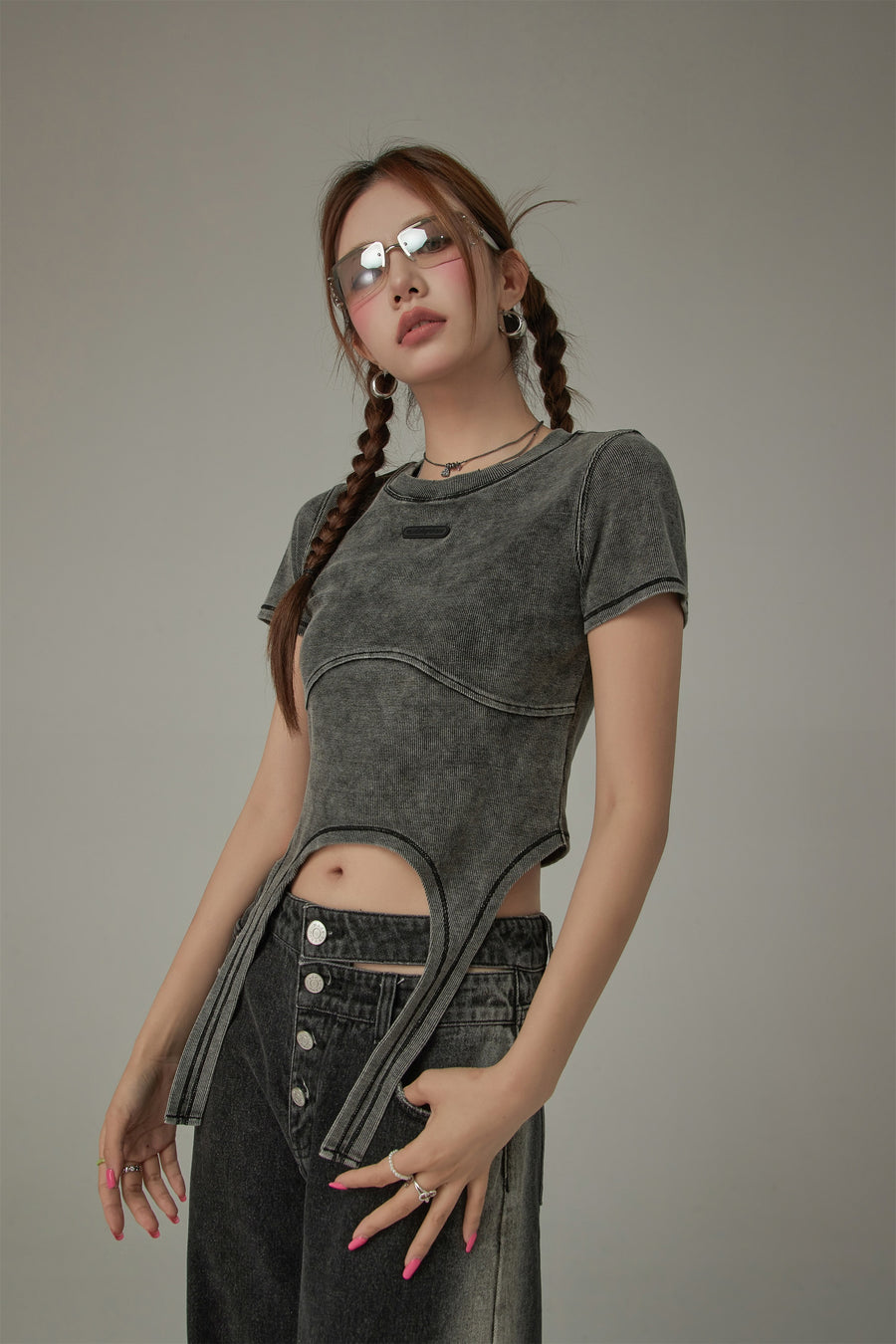 CHUU Vintage Hanging Strap Semi Crop Top