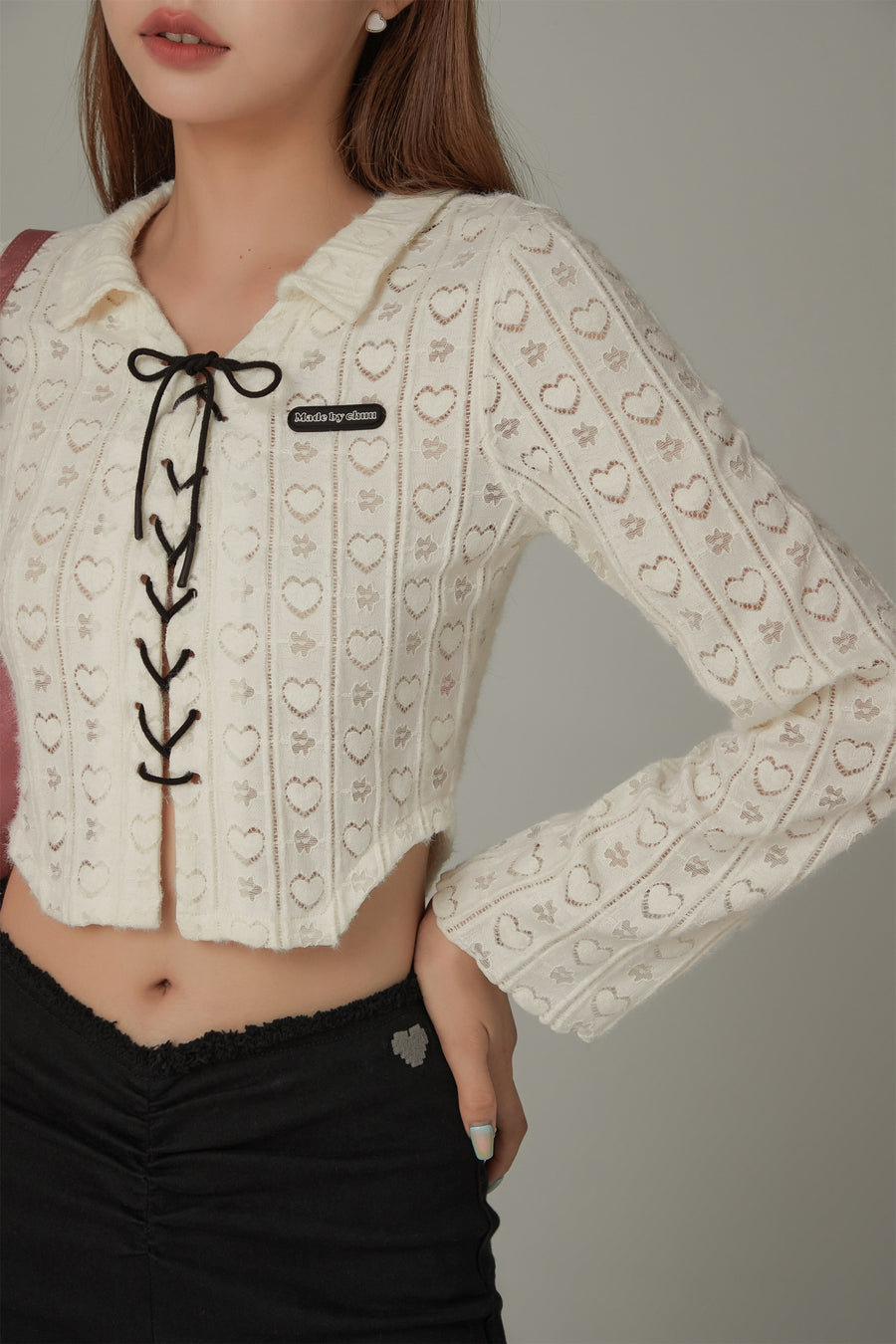 CHUU Heart Pattern Bow Lace Up Crop Blouse