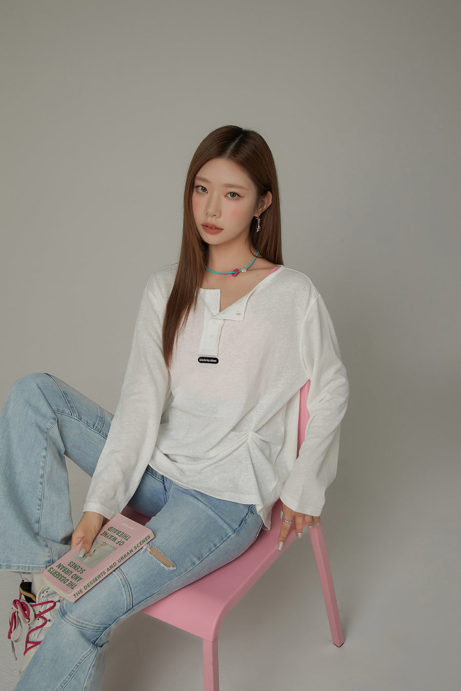 CHUU Button Side Shirring Basic T-Shirt