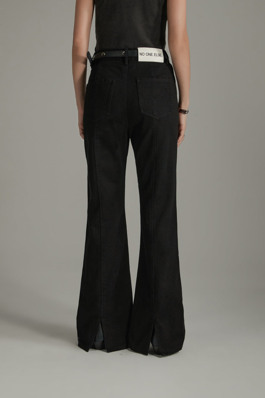 CHUU Color Slit Bootcut Pants