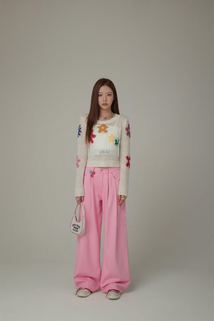 CHUU Colorful Flowers Crop Knit Sweater