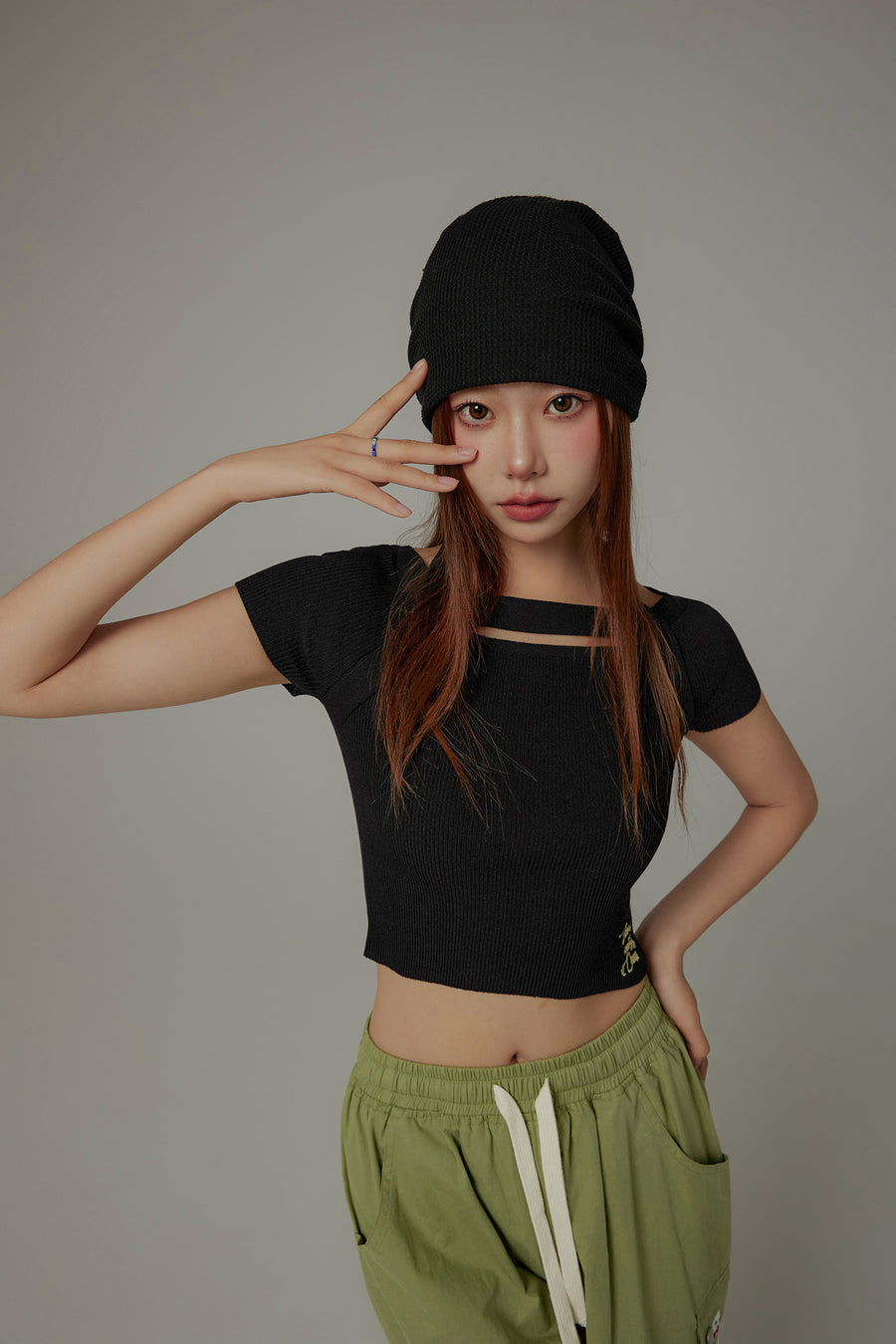 CHUU Halter Neck Banding Basic Short Sleeve Knit Crop Top