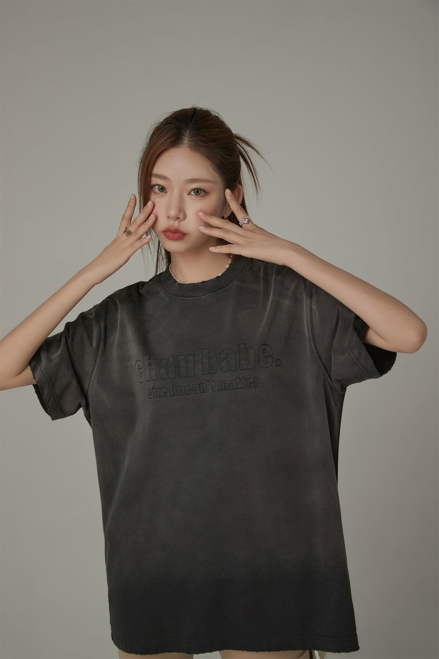 CHUU Size Doesnt Matter Vintage Gradient T-Shirt